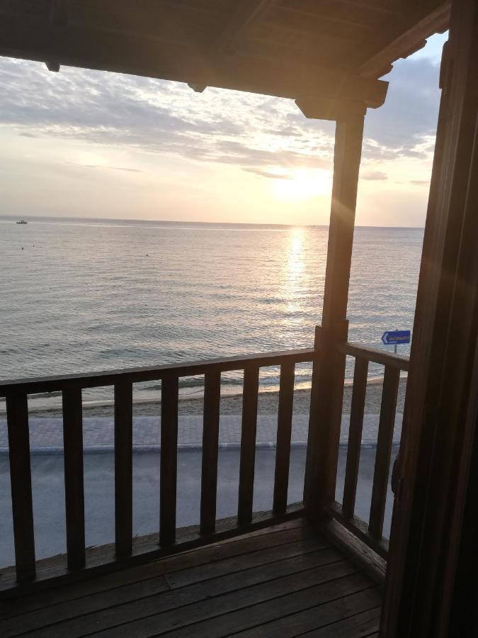 度假居 Petrospito By The Sea! Néos Marmarás